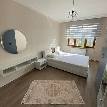 Goel Ve Dag Manzarali Holiday home *
